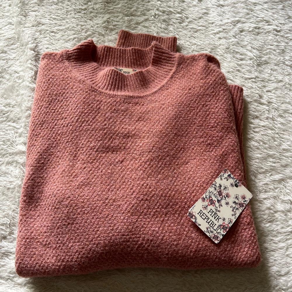 Pink Republic - Women’s sweater
